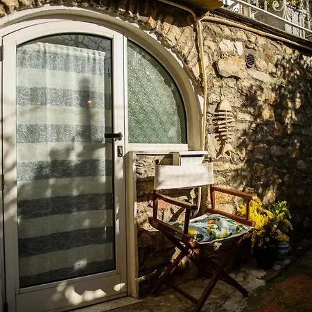Apartman Borgo Antico - Il Nido Di Briciola