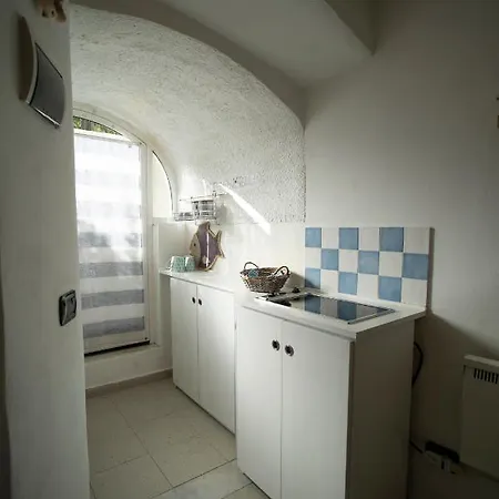 Borgo Antico - Il Nido Di Briciola * Lerici