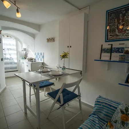Borgo Antico - Il Nido Di Briciola Lerici